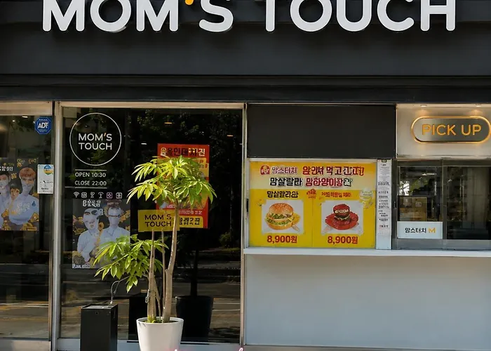 Apartment 신축 2룸, 엘베, 공항버스 3분, 경복궁&명동 직행버스 1분 #32 *